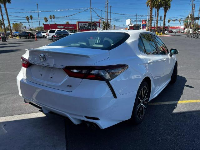 2022 Toyota Camry - Image 4