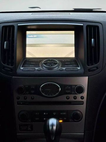 2010 Infiniti G - Image 24
