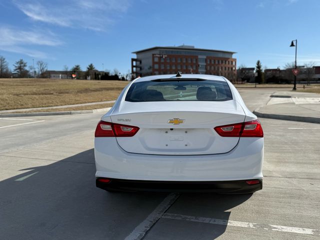 2020 Chevrolet Malibu - Image 6