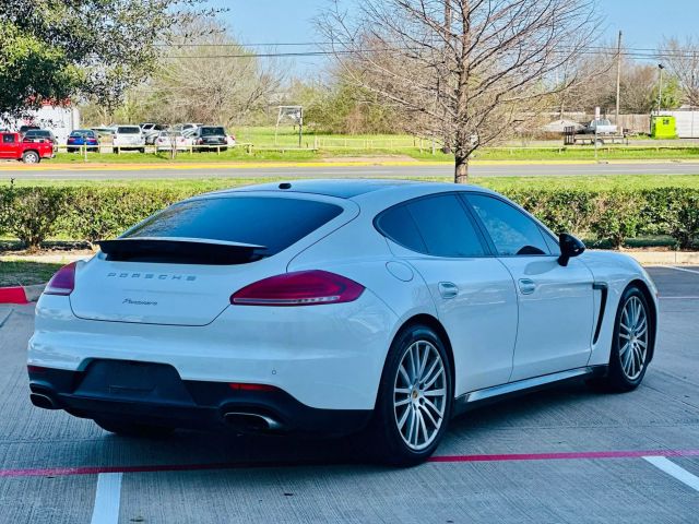2014 Porsche Panamera - Image 5