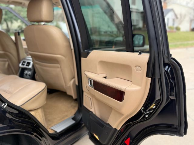 2009 Land Rover Range Rover - Image 19