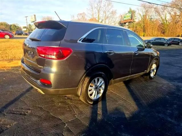 2020 Kia Sorento - Image 5