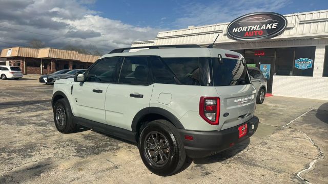 2023 Ford Bronco - Image 13