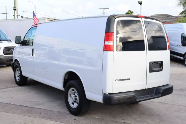 2019 Chevrolet Express 2500 Cargo - Image 17