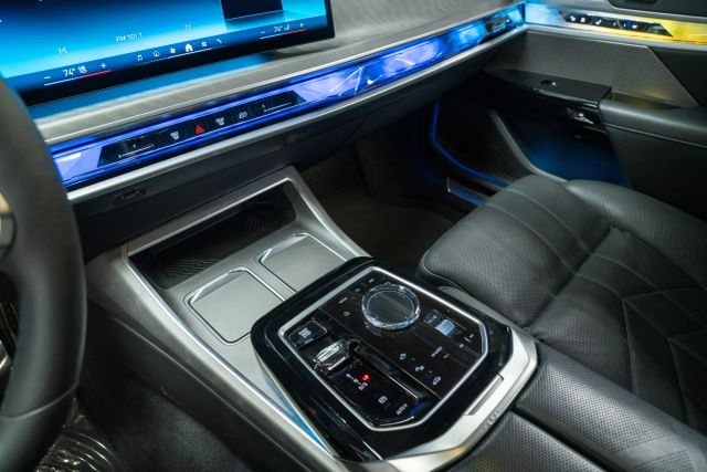 2023 Bmw 7 Series 760i Xdrive Sedan 4d - - Image 36