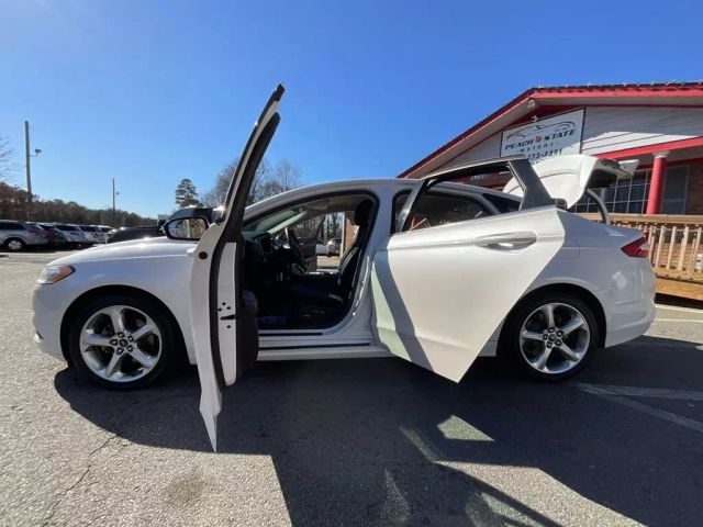 2013 FORD FUSION SEDAN WHITE AUTOMATIC - Peach State Motors
