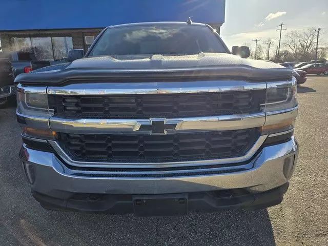 2016 Chevrolet Silverado 1500 Crew Cab - Image 1