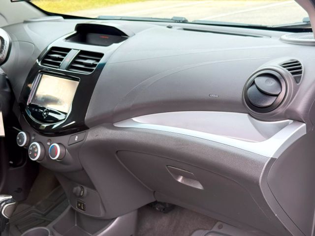 2014 Chevrolet Spark - Image 22