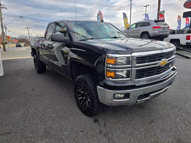 2014 Chevrolet Silverado 1500 Double Cab Z71 Lt Pickup 4d 6 1/2 Ft - Image 4