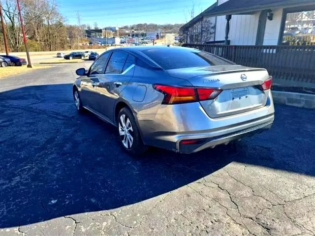 2020 Nissan Altima - Image 7
