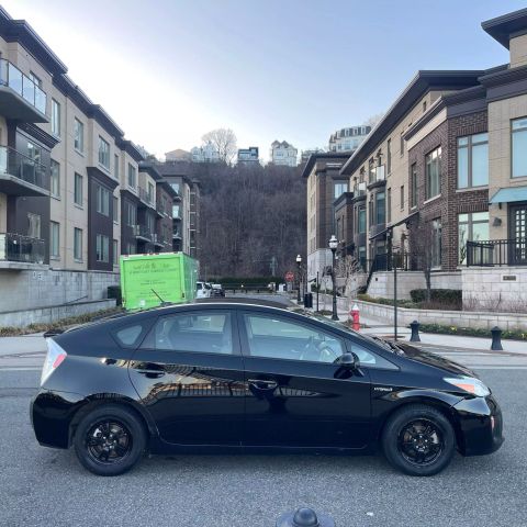 2015 Toyota Prius One Hatchback 4d - Image 7