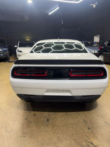 2019 Dodge Challenger R/T photo 4