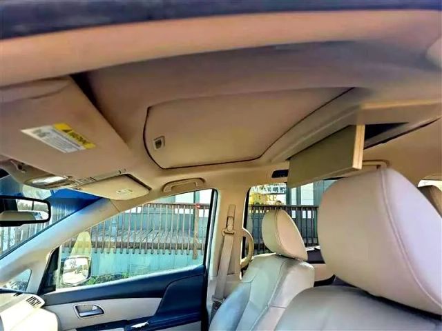2013 Honda Odyssey - Image 13