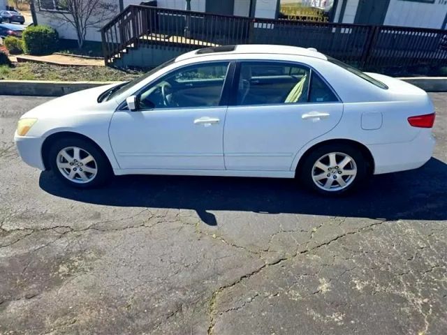 2005 Honda Accord - Image 8