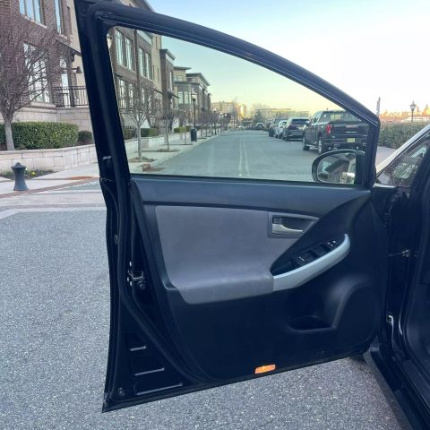 2015 Toyota Prius One Hatchback 4d - Image 24