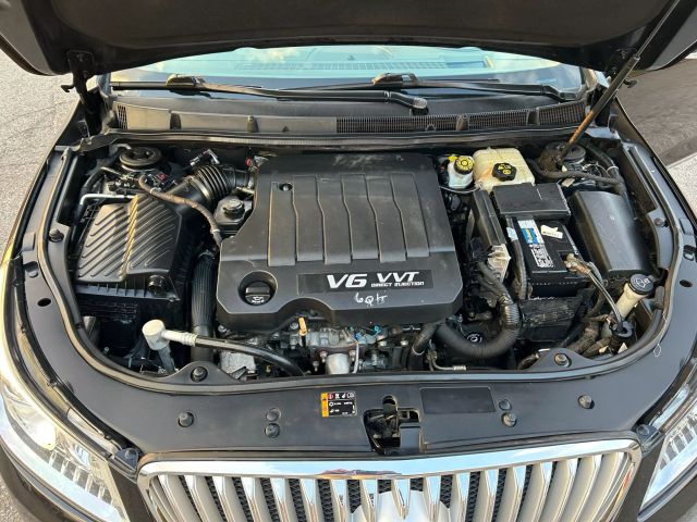2012 Buick Lacrosse - Image 21
