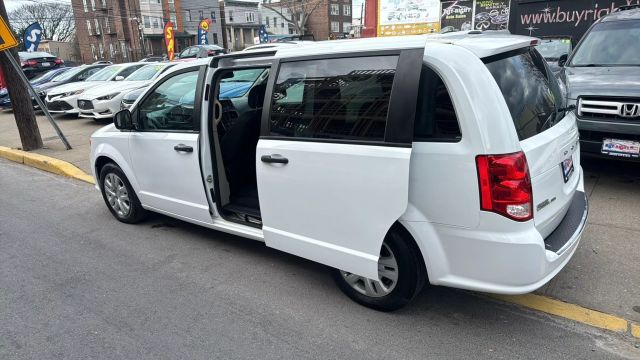 2019 DODGE GRAND CARAVAN PASSENGER PASSENGER V6, FLEX FUEL, 3.6 LITER SE MINIVAN 4D