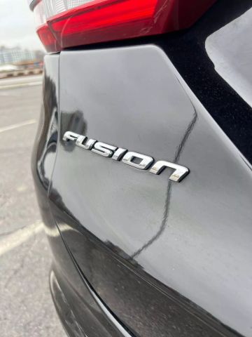 2018 Ford Fusion Se Hybrid Sedan 4d - Image 30