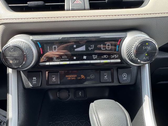2021 Toyota Rav4 - Image 24