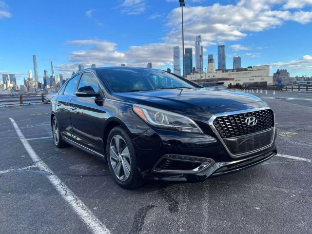 2016 Hyundai Sonata Hybrid Limited Sedan 4d - Image 1