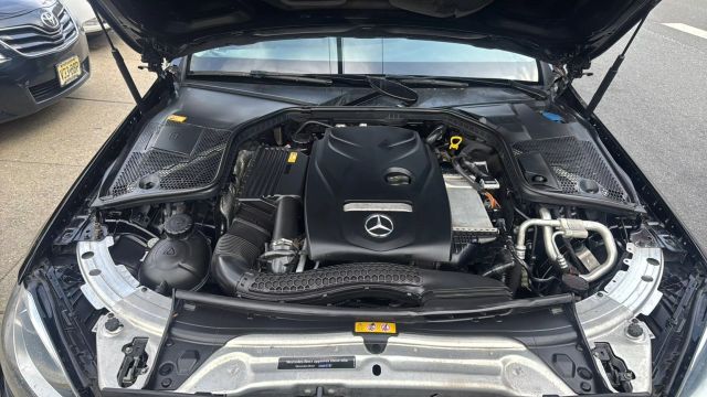 2016 MERCEDES-BENZ C-CLASS SEDAN 4-CYL, TURBO, 2.0 LITER C 300 4MATIC SEDAN 4D