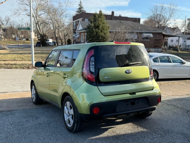 2017 Kia Soul - Image 7