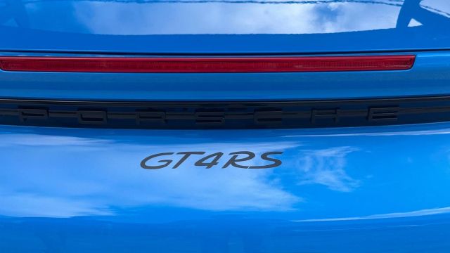 2024 PORSCHE 718 CAYMAN COUPE 6-CYL, 4.0 LITER GT4 RS COUPE 2D