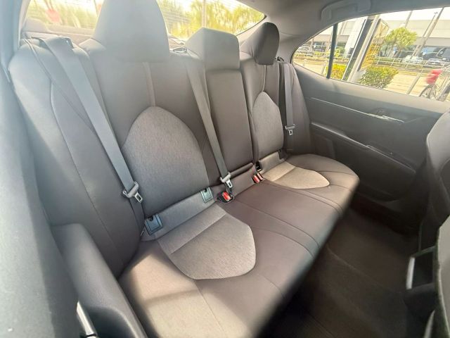 2019 Toyota Camry - Image 22