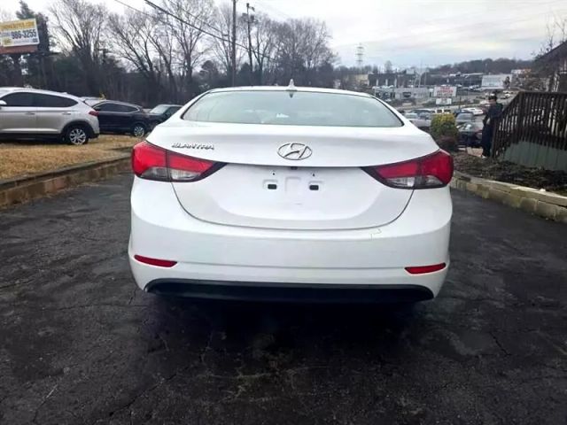 2015 Hyundai Elantra - Image 6