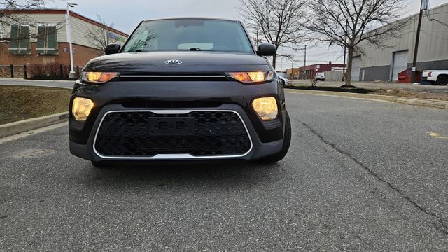 2020 Kia Soul - Image 2
