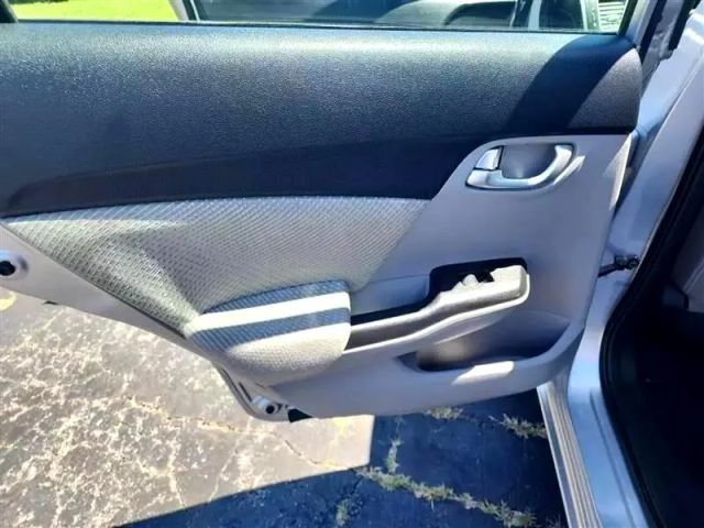 2013 Honda Civic - Image 20