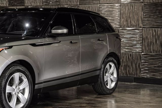 2018 Land Rover Range Rover Velar S Sport Utility 4d - Image 9