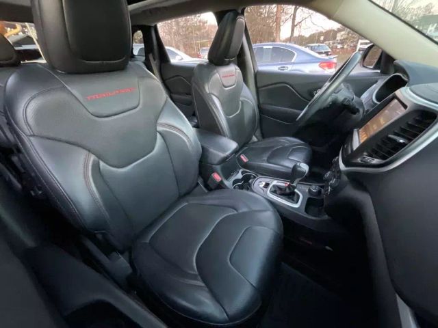 2017 JEEP CHEROKEE SUV WHITE AUTOMATIC - Peach State Motors