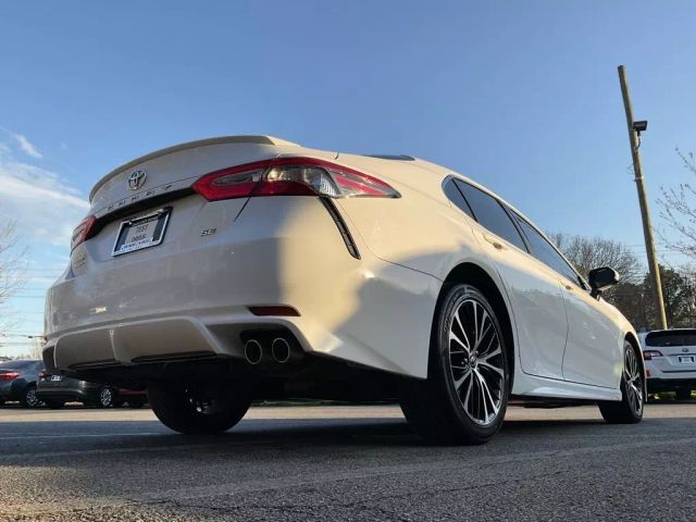 2018 TOYOTA CAMRY SEDAN WHITE AUTOMATIC - Peach State Motors