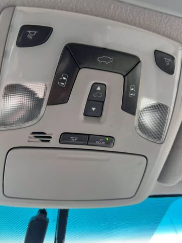 2011 Toyota Sienna Xle Minivan 4d - Image 32