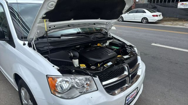 2019 DODGE GRAND CARAVAN PASSENGER PASSENGER V6, FLEX FUEL, 3.6 LITER SE MINIVAN 4D