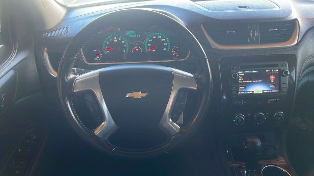 2017 Chevrolet Traverse - Image 28