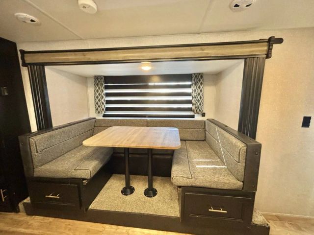 2022 Cherokee By Forest River Grey Wolf - Image 16