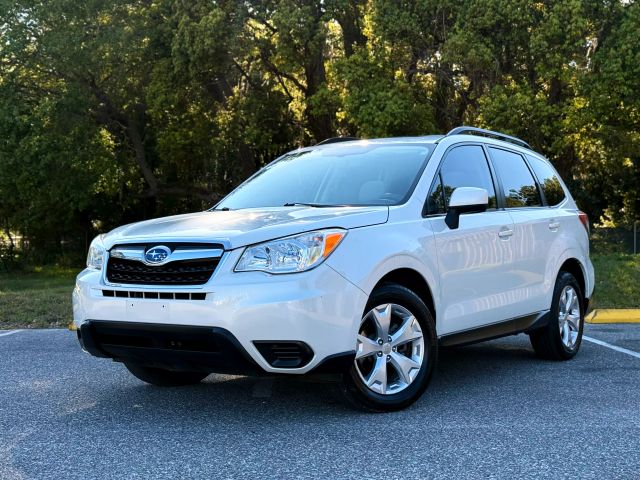 2014 Subaru Forester - Image 2