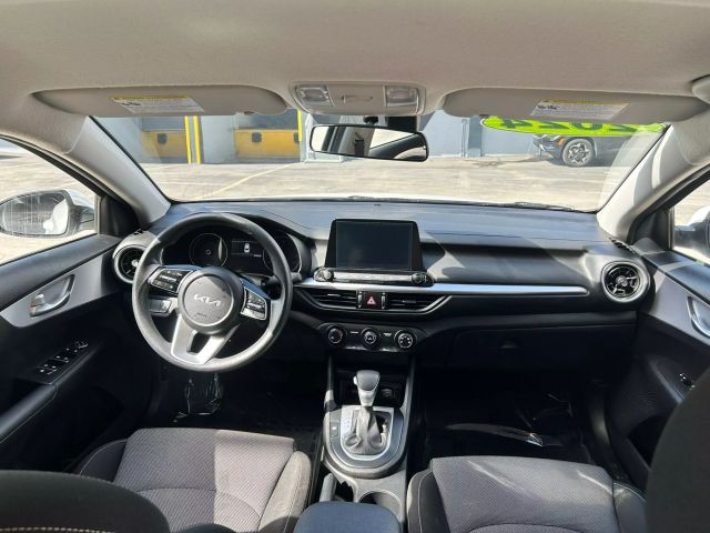 2024 KIA FORTE SEDAN 4-CYL, 2.0 LITER LXS SEDAN 4D