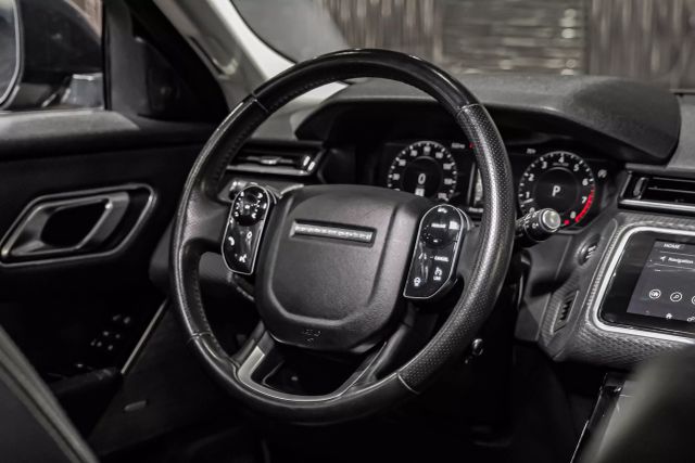 2018 Land Rover Range Rover Velar S Sport Utility 4d - Image 17