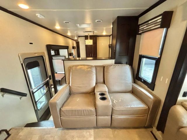 2018 Forest River Palomino Columbus - Image 23