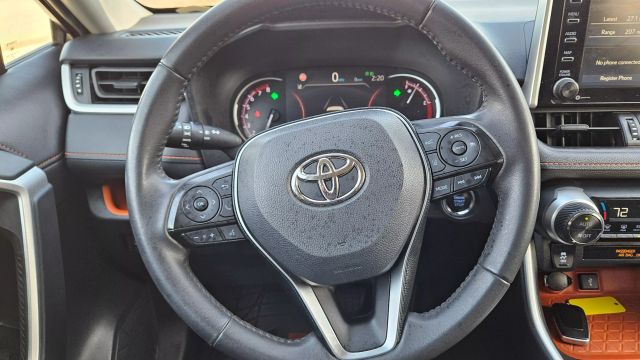 2021 Toyota Rav4 - Image 25