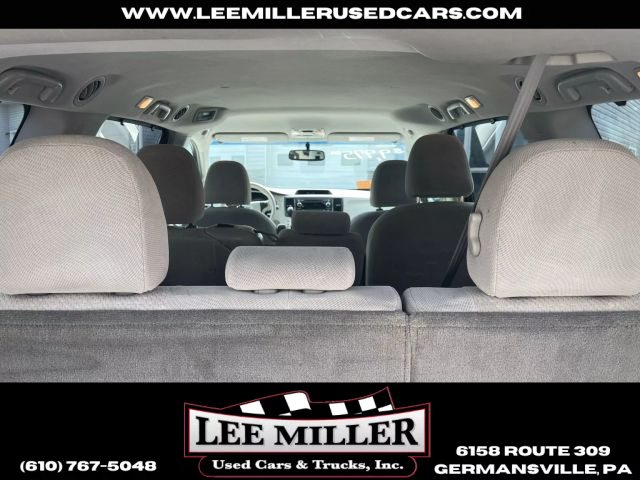 2014 Toyota Sienna - Image 6
