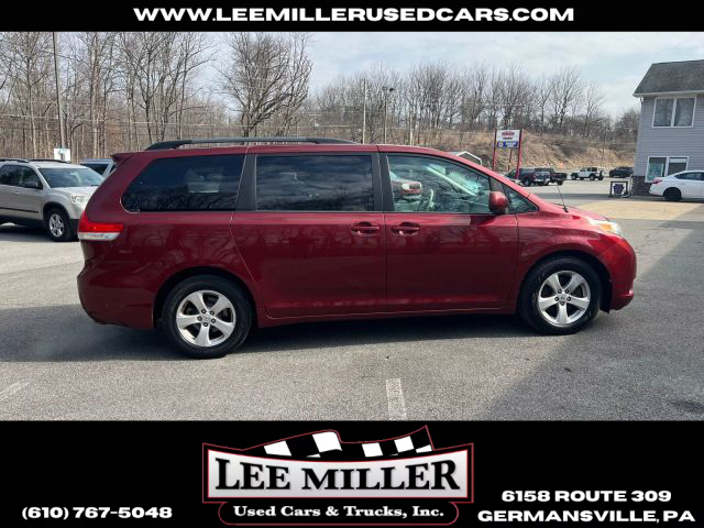 2014 Toyota Sienna - Image 8