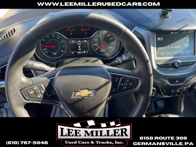 2017 Chevrolet Cruze - Image 11