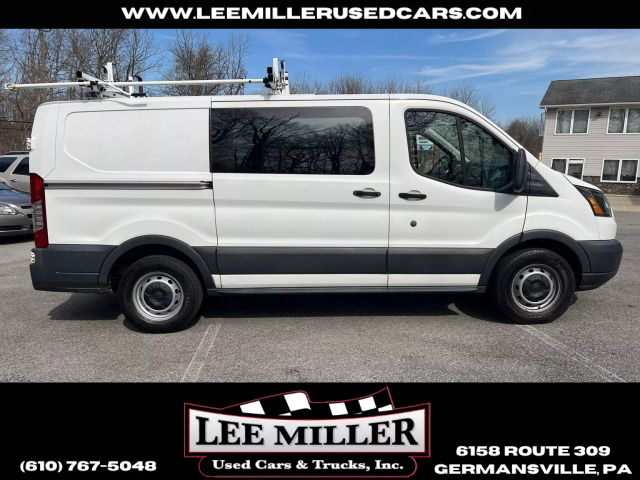 2017 Ford Transit 150 Van - Image 9