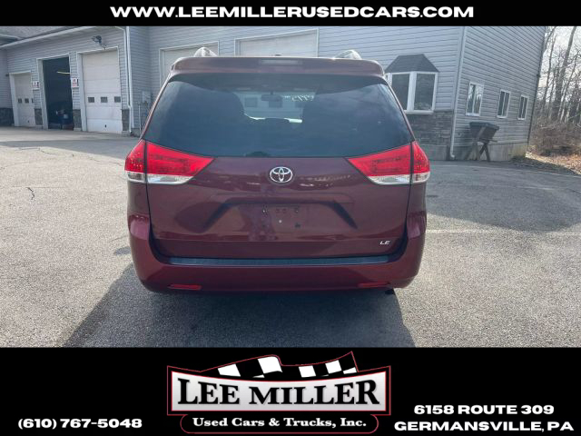 2014 Toyota Sienna - Image 4