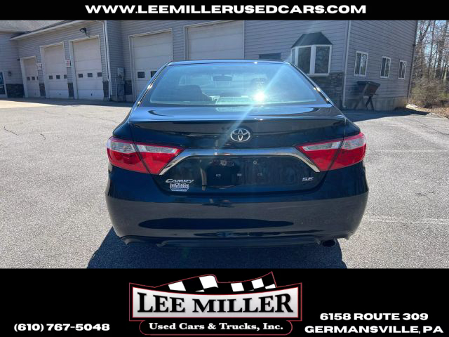 2015 Toyota Camry - Image 4