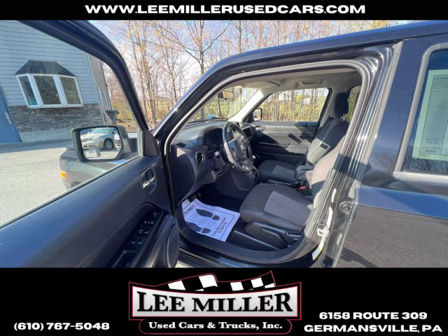 2011 Jeep Patriot - Image 12